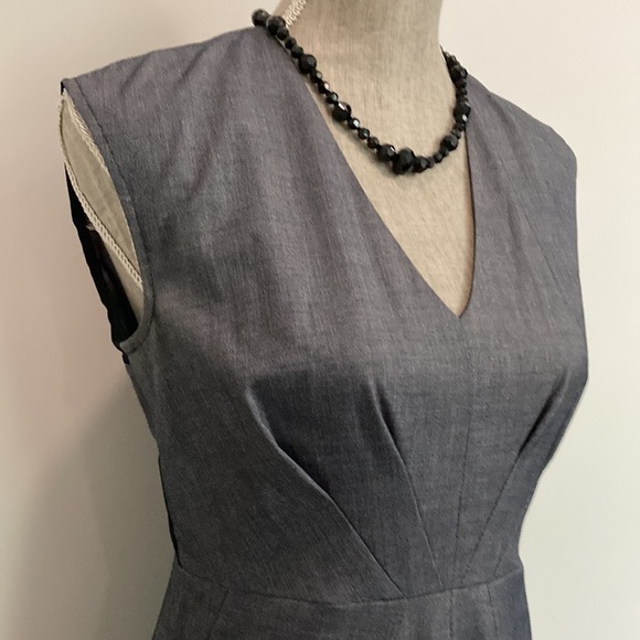 TAVAN & Mitto Grey and Black Pencil Sleeveless Couture Dress​​​​​ - Picture 5 of 16